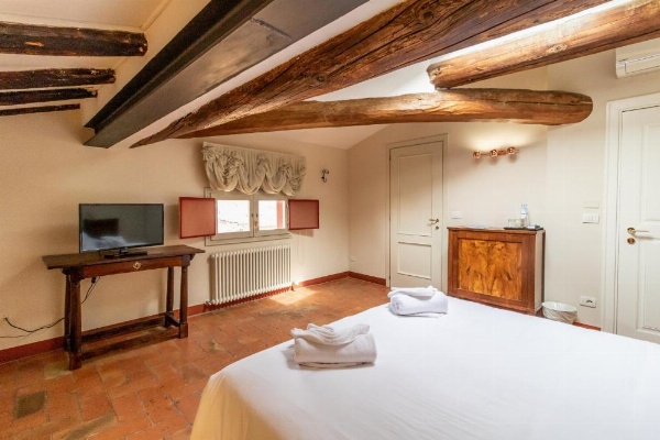 Casa Isolani - Santo Stefano image 11